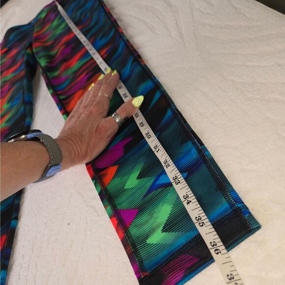 🎄 FILA Sport EUC Running Performance leggings Medium pink green blue Red Black - Picture 11 of 15